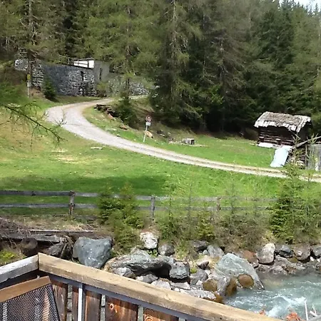 Gasthaus Muhle * Clavadel