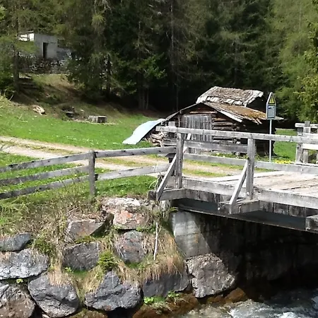 Gasthaus Muhle Bed & Breakfast *
